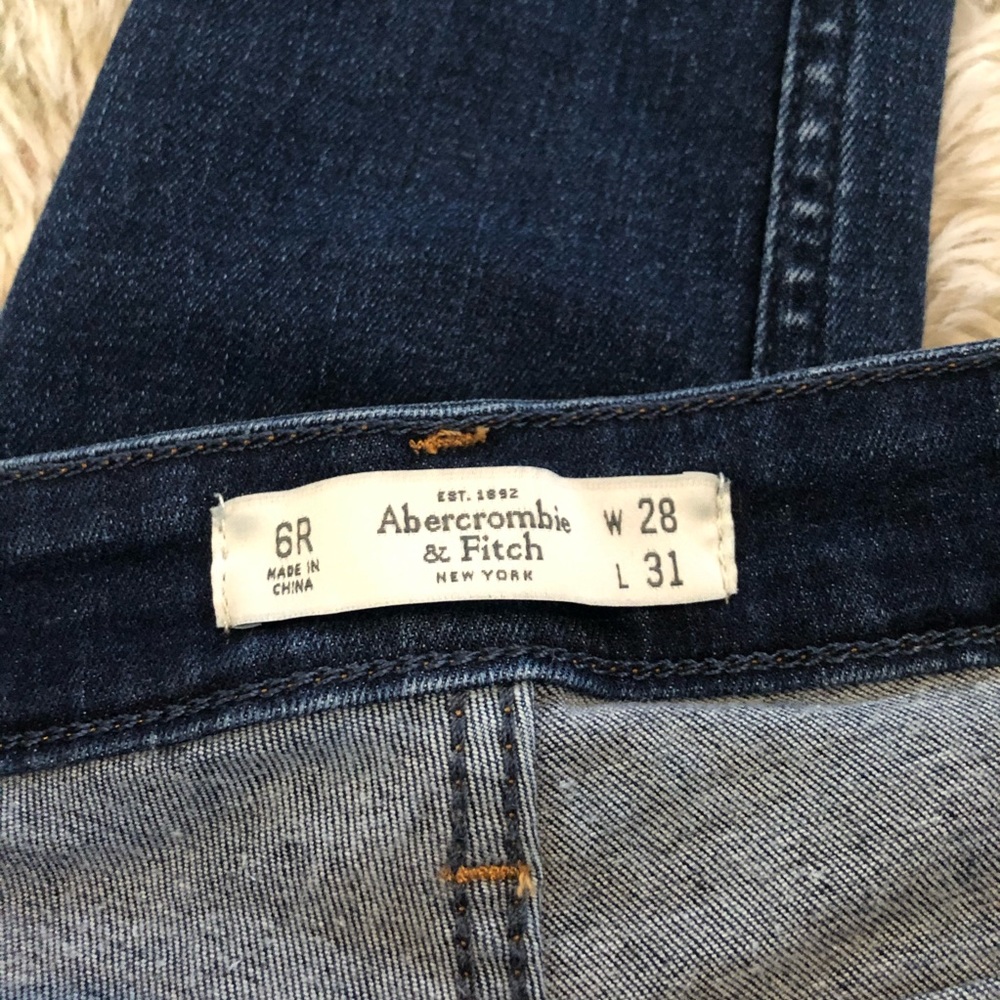Abercrombie and Fitch high waisted skinny jeans - Picture 2 of 6